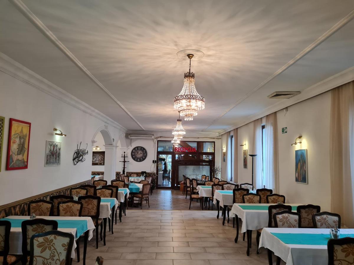 فندق Ugostiteljski Objekat Karibo سومبور المظهر الخارجي الصورة